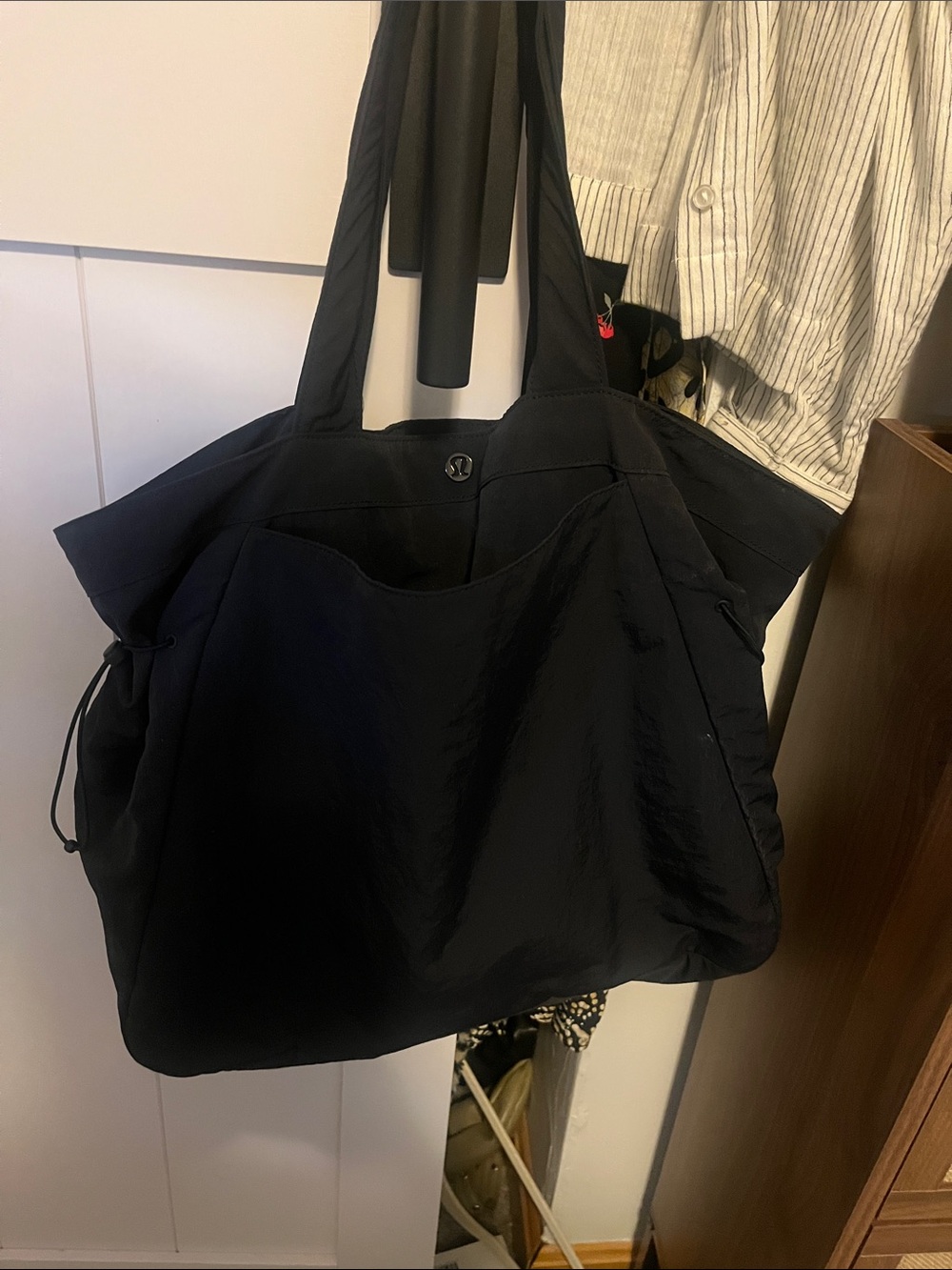 Lululemon Black Nylon Shoulder Bag